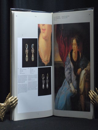 Russian Jewellery [sic] 16th-20th Centuries: From the Collection of the Historical Museum (Russian and English Edition)